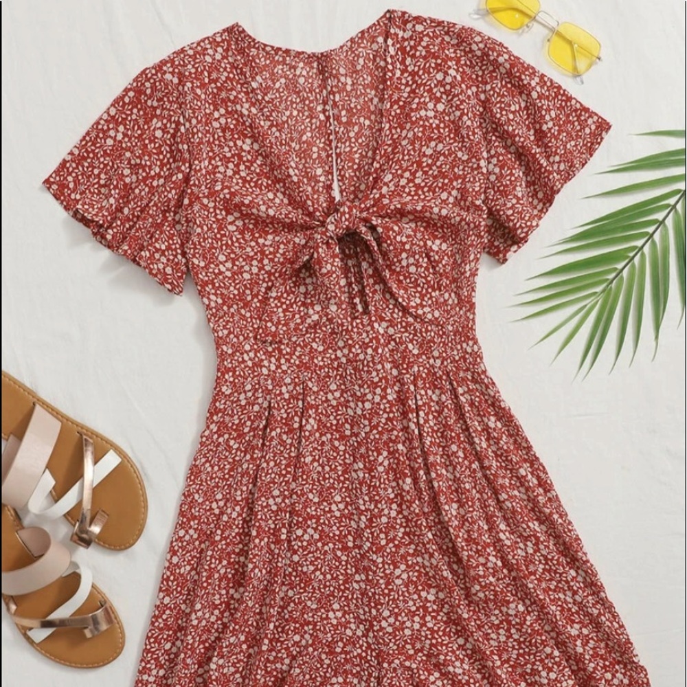 Floral Front tie Romper